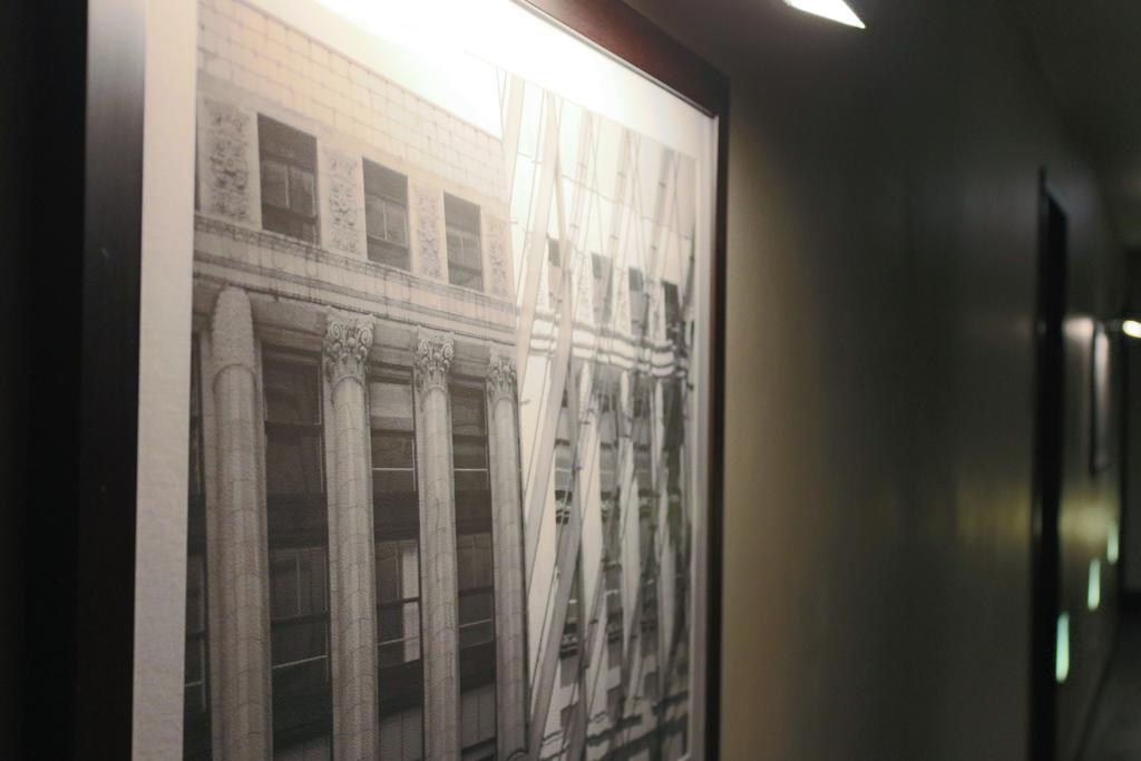 Bridgestreet At State And Grand Aparthotel Chicago Exterior photo