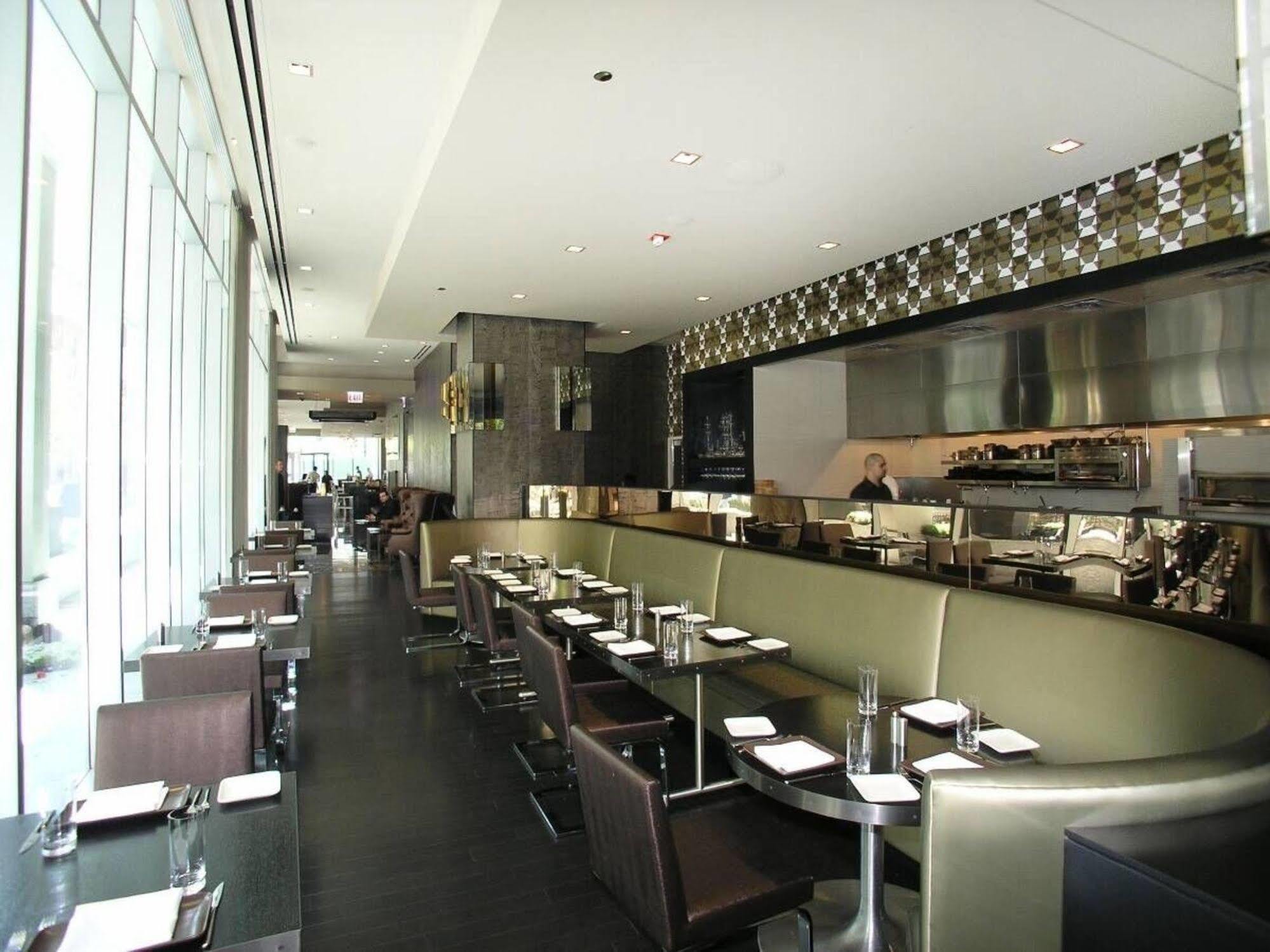 Bridgestreet At State And Grand Aparthotel Chicago Exterior photo